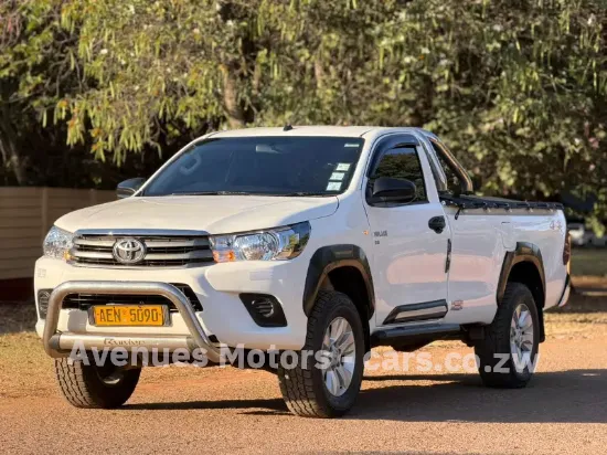 Picture of Toyota Hilux 2017