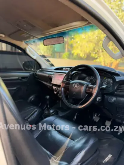 Picture of Toyota Hilux 2017
