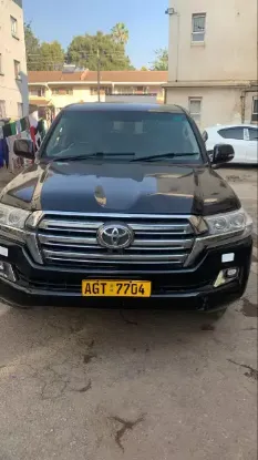 Picture of Toyota Land Cruiser 2013