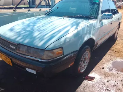 Picture of Mazda 323 1987