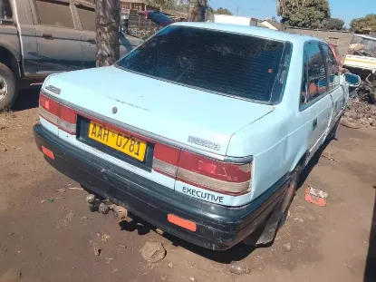 Picture of Mazda 323 1987