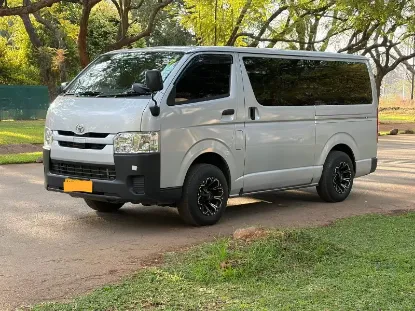 Picture of Toyota Regius 2018