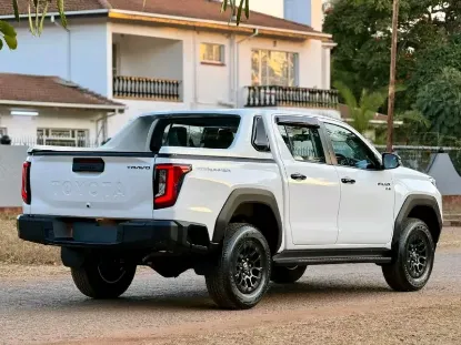 Picture of Toyota Hilux 2026