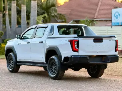 Picture of Toyota Hilux 2026