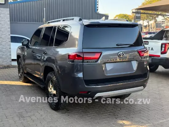 Picture of Toyota Land Cruiser 2023