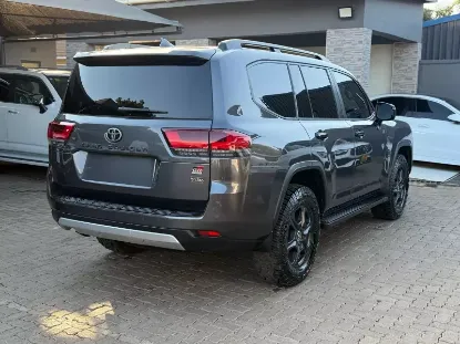 Picture of Toyota Land Cruiser 2023