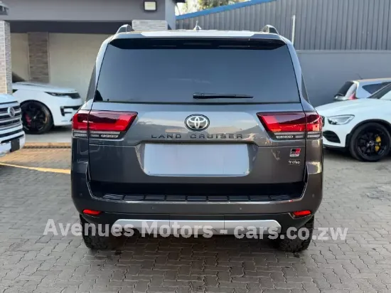 Picture of Toyota Land Cruiser 2023