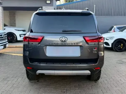 Picture of Toyota Land Cruiser 2023