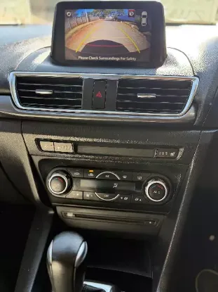 Picture of Mazda Axela 2017