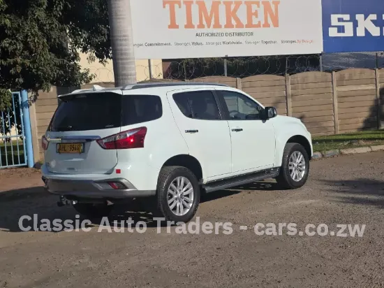 Picture of Isuzu Mu-X 2018
