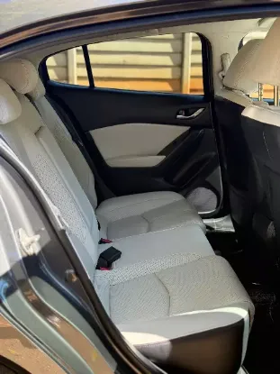 Picture of Mazda Axela 2017