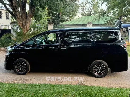 Picture of Toyota Vellfire 2017