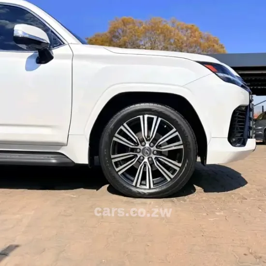 Picture of Lexus LX 2024