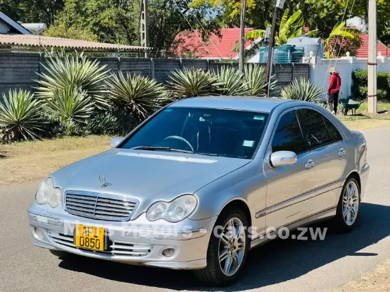 Picture of Mercedes Benz C-Class 2004