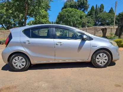 Picture of Fuel Savers (Hybrid): Toyota Aqua