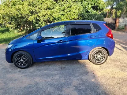 Picture of Hybrid Hatchbacks: Honda Fit Hybrid GP5