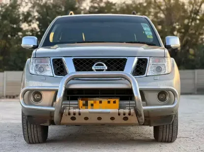 Picture of Nissan Pathfinder 2005