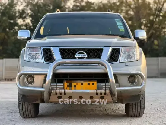 Picture of Nissan Pathfinder 2005
