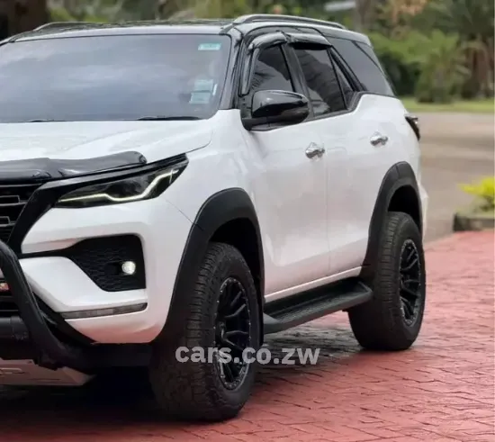 Picture of Toyota Fortuner 2019