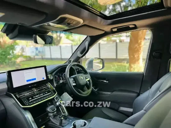 Picture of Toyota Land Cruiser 2025