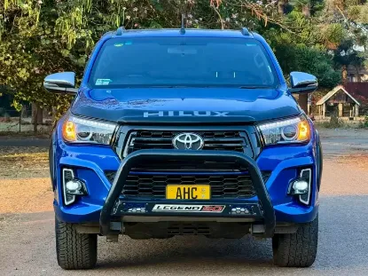 Picture of Toyota Hilux 2020