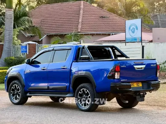 Picture of Toyota Hilux 2020