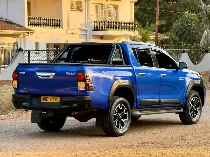 Picture of Toyota Hilux 2020
