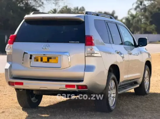 Picture of Toyota Prado 2011