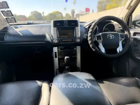 Picture of Toyota Prado 2011