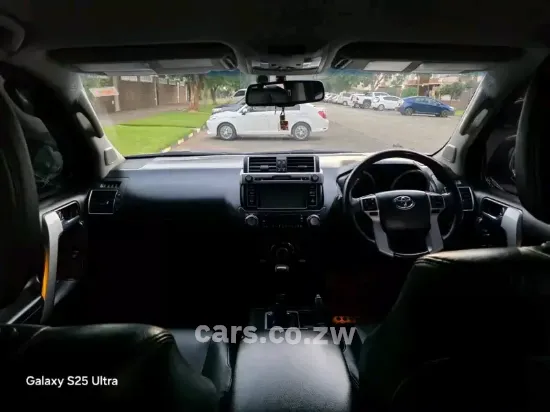 Picture of Toyota Prado 2017
