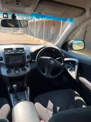 Picture of Toyota Rav4 2005