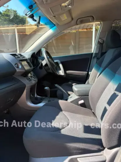 Picture of Toyota Rav4 2005