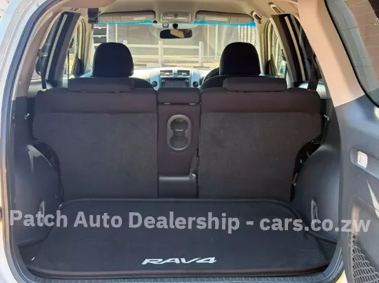 Picture of Toyota Rav4 2005