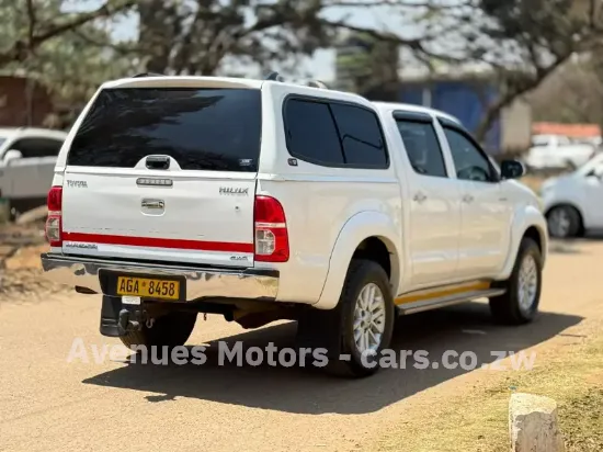 Picture of Toyota Hilux 2014
