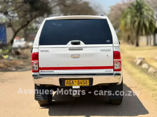 Picture of Toyota Hilux 2014