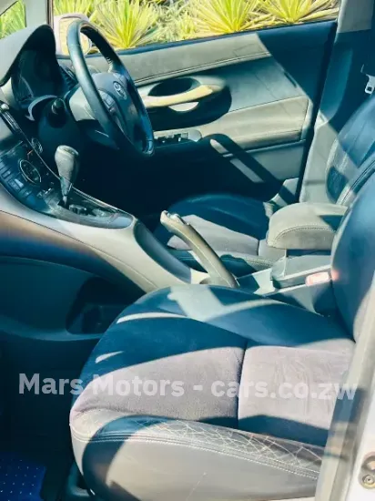 Picture of Toyota Blade 2007