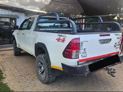 Picture of Toyota Hilux 2017
