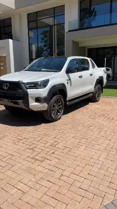 Picture of Toyota Hilux 2022
