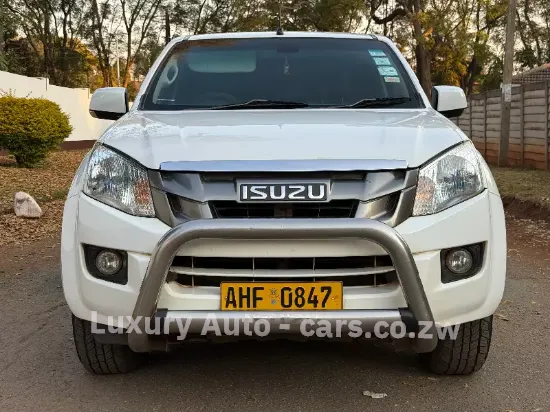 Picture of Isuzu KB 250 D-Tech 2015