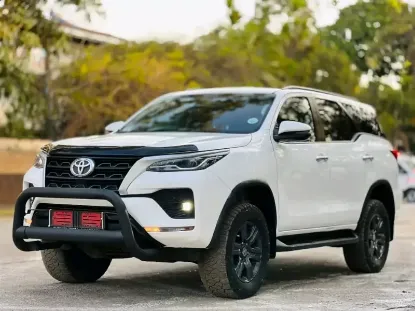 Picture of Toyota Fortuner 2021