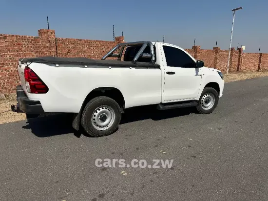 Picture of Toyota Hilux GD6 2025
