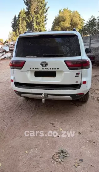 Picture of Toyota Land Cruiser 2022