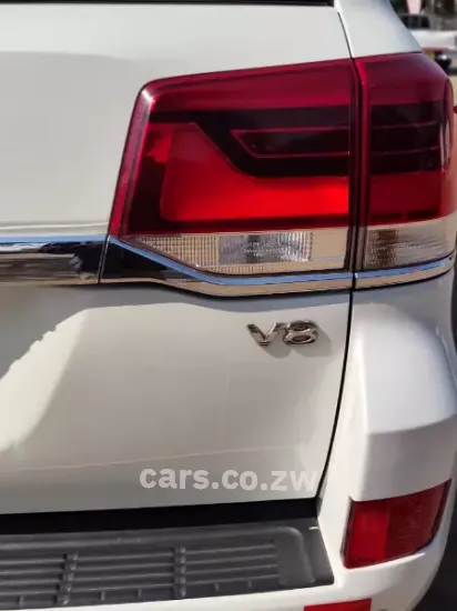 Picture of Toyota Land Cruiser 2021