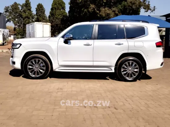 Picture of Toyota Land Cruiser 2023