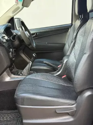 Picture of Isuzu KB 250 D-Tech 2015