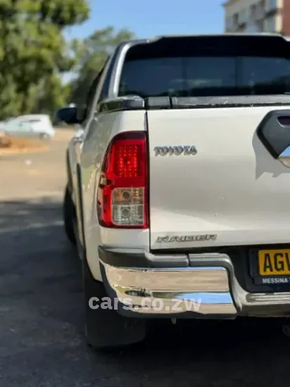 Picture of Toyota Hilux 2018