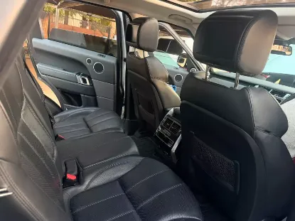 Picture of Range rover Sport 2015