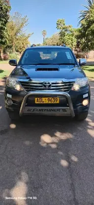 Picture of Toyota Fortuner 4x2 2015