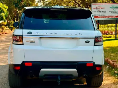 Picture of Range rover Sport 2015