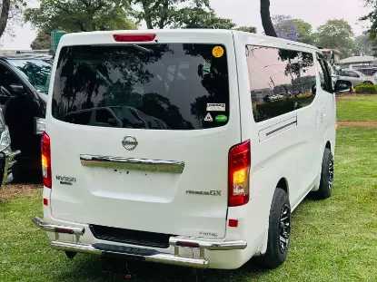Picture of Nissan NV350 2017